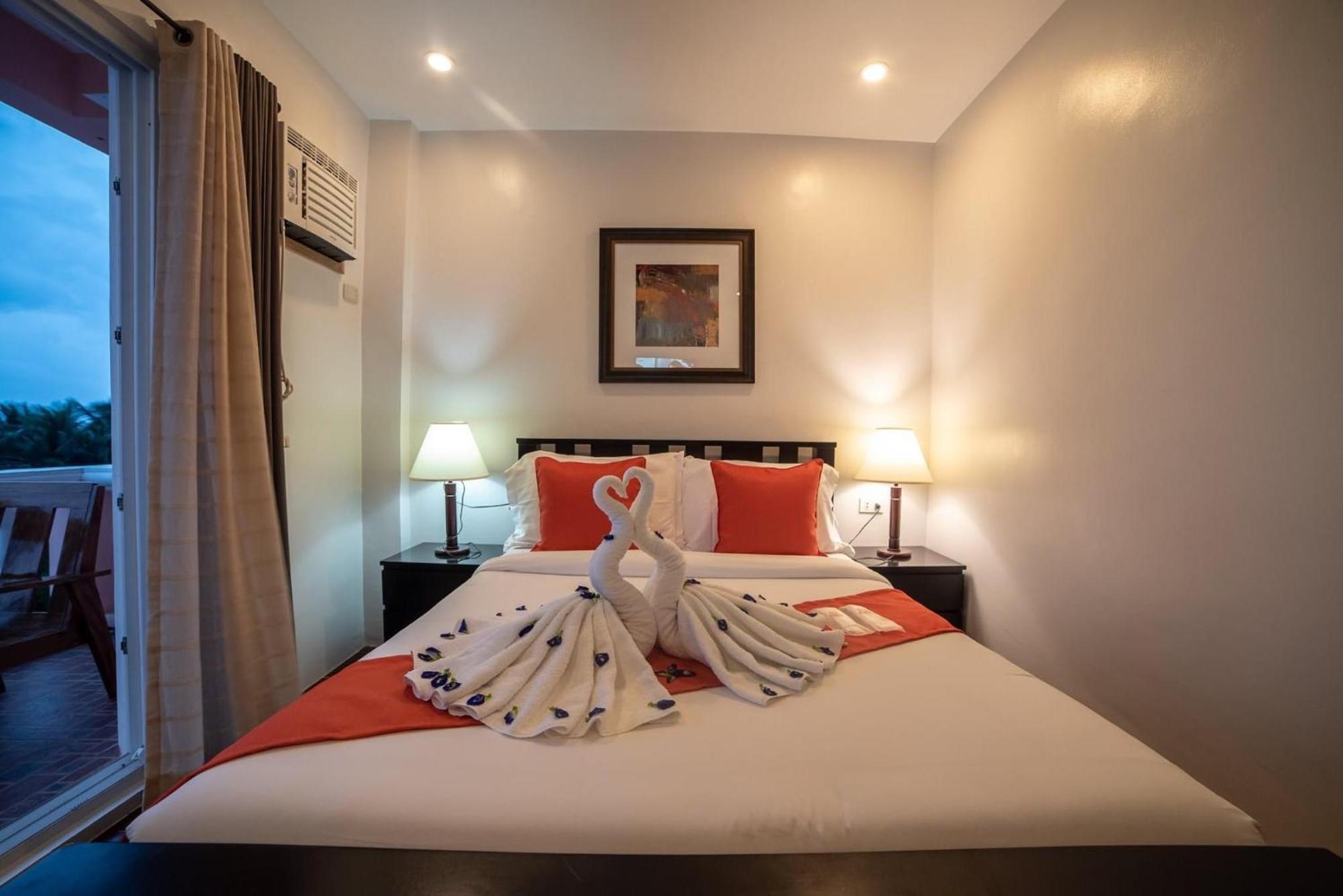 Amboy Hometel Basco Luaran gambar